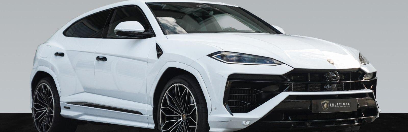 Urus SE | Akrapovic | Big Carbon Interior Pack
