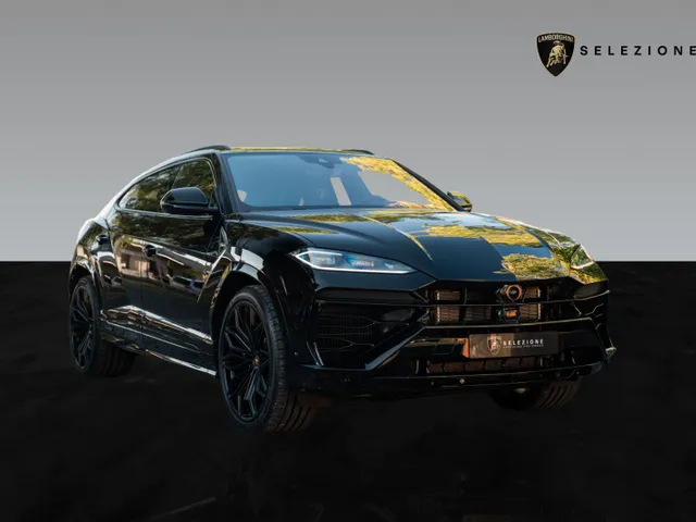 Urus SE | Interior Carbon Pack | Bang&Olufsen