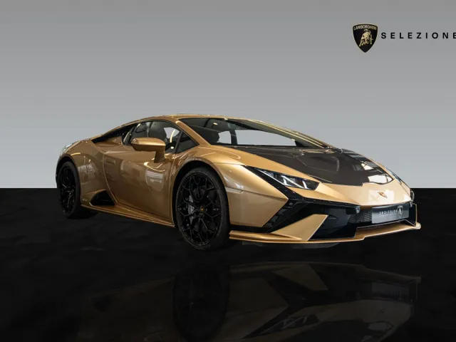 Huracán Tecnica | Oro Elios | Carbon Trunk