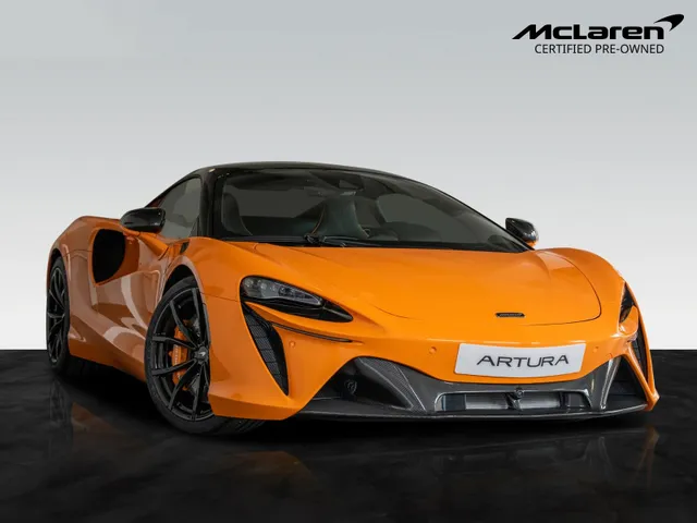 Artura Coupé | McLaren Orange | TechLux Pack