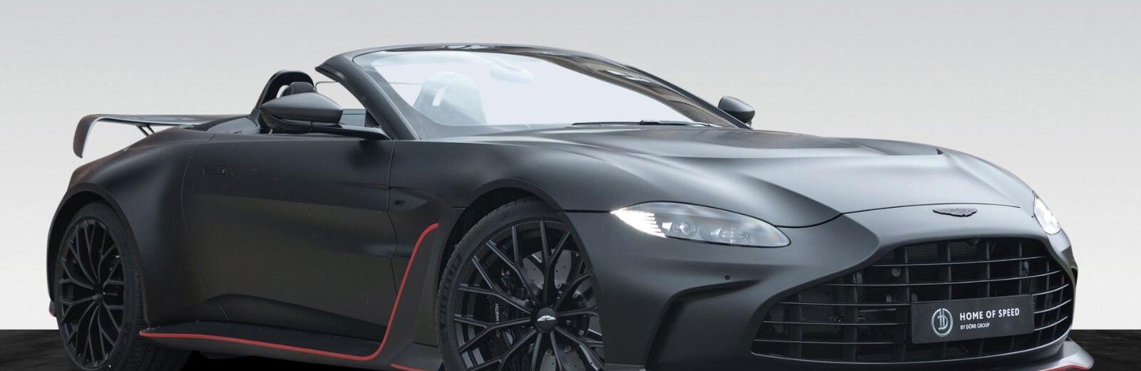V12 Vantage Roadster | Pinstripe Livery | Carbon