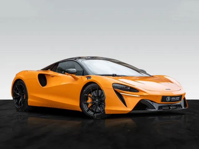 ARTURA Spider | ClubSport Seats | Carbon