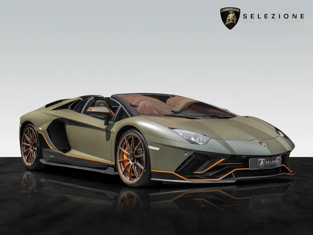 Aventador Ultimae Roadster 1 of 250 | Full Spec