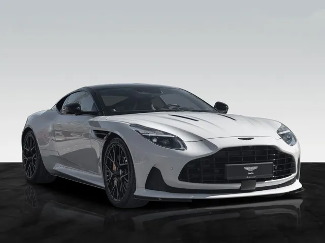 DB12 | Panorama | Carbon Ceramic Brakes