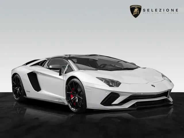 Aventador S Roadster | Carbon Pack | 1. Hand