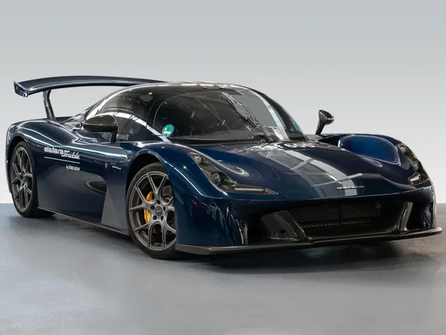 Stradale | Carbon fiber blue