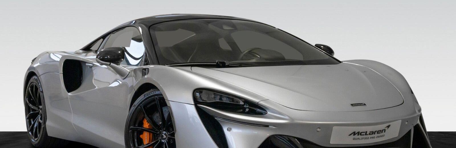 Artura | ClubSport Seats | Carbon Exterior