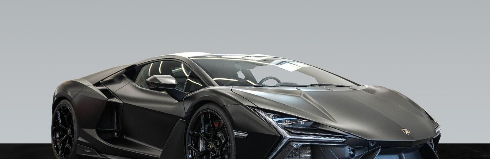 Revuelto | Full Carbon Packs | Sports Seats