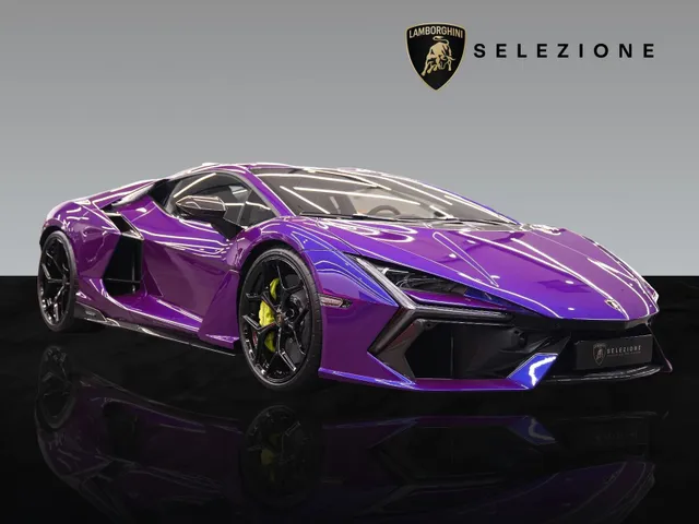 Revuelto | Shiny Carbon Exterior | AdPersonam