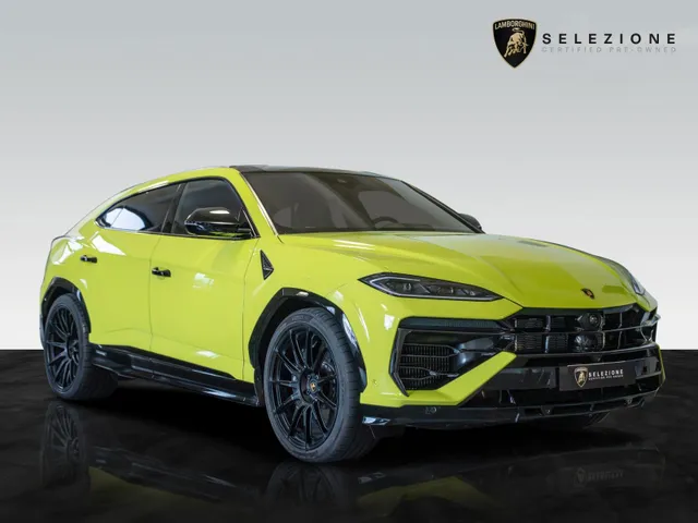 Urus SE | Verde Scandal | Akrapovic | Black Roof