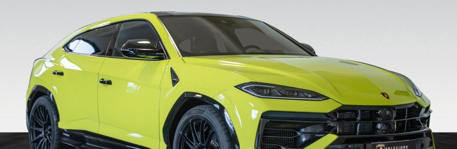 Urus SE | Verde Scandal | Akrapovic | Black Roof