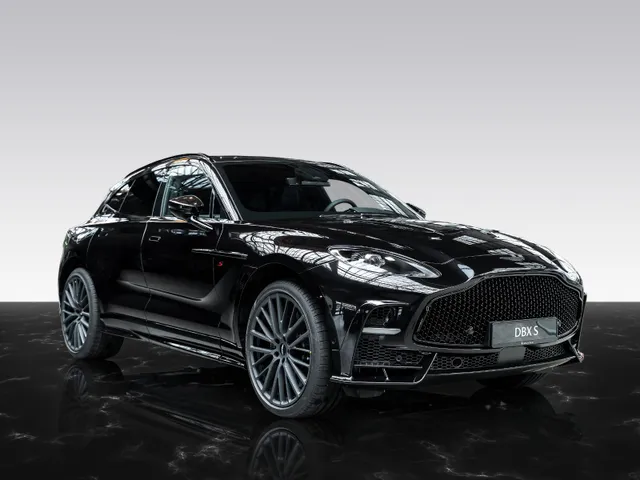 DBX S MY26 | Ventilated Seats | Heated Steering