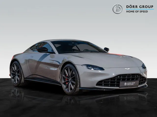 V8 Vantage Coup&eacute; | Carbon Interior | Style Pack