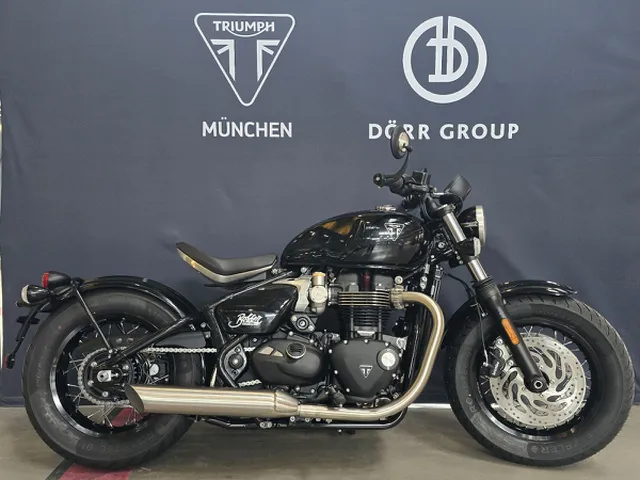 Bonneville Bobber | Jet Black