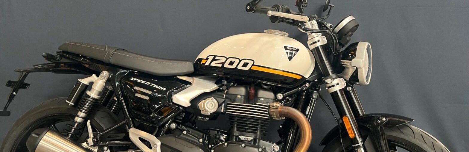 Speed Twin 1200 Crystal White inkl. Griffheizung