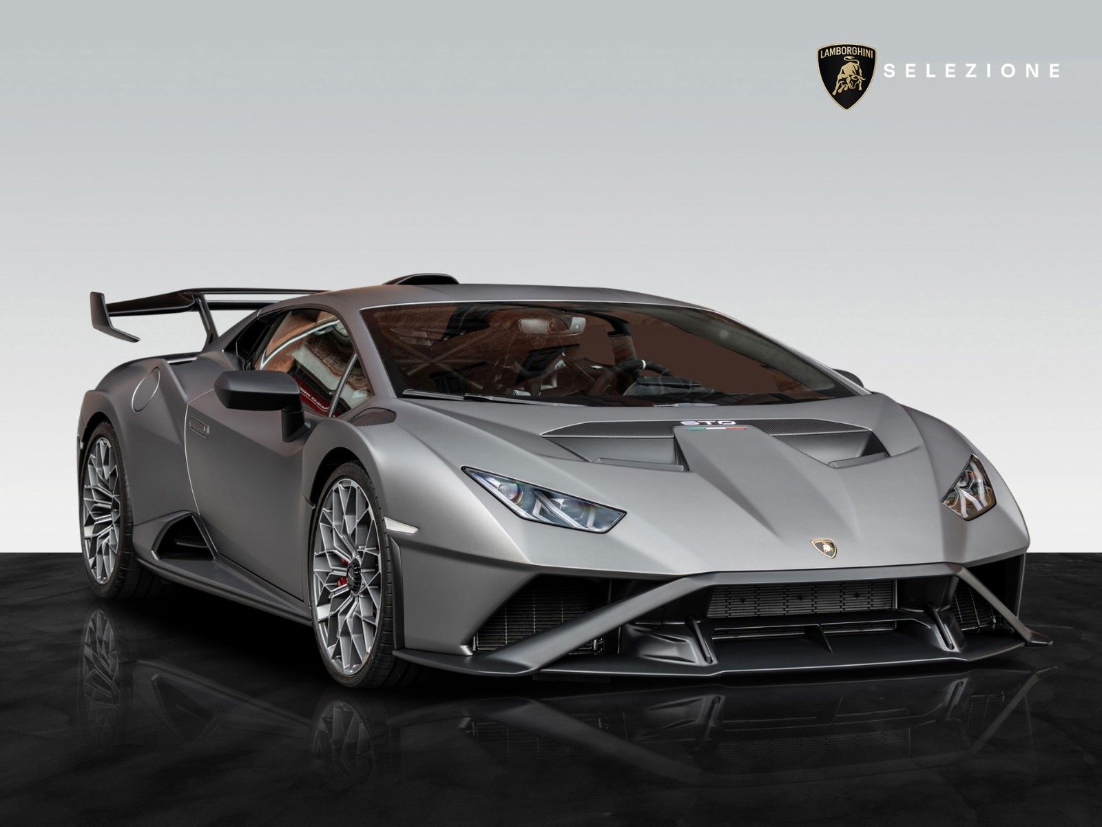 Huracán STO | Grigio Titans Matt | Akrapovic Detailbild