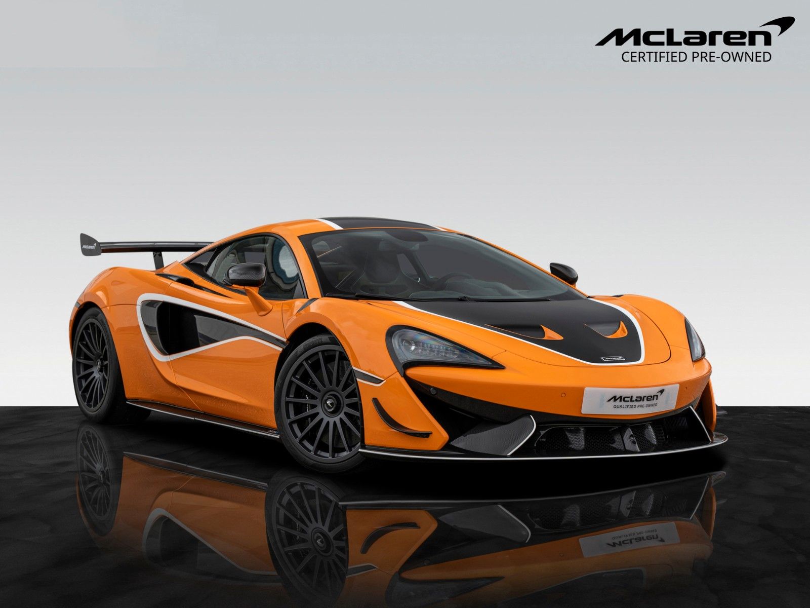620R | Parking Sensors | Titanium Exhaust Detailbild