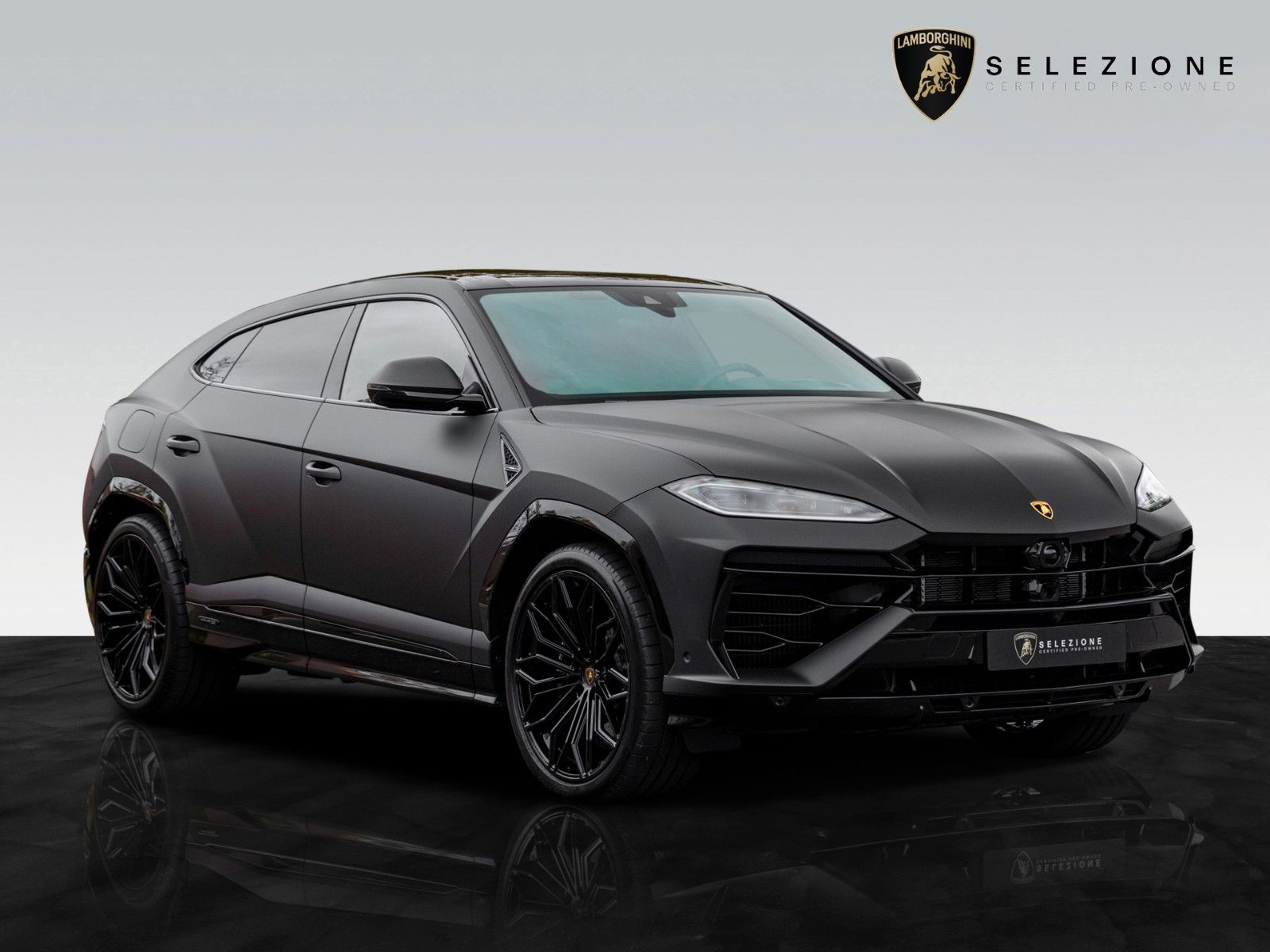 Urus SE | Panoramic Roof | Rear Seat Ent. Detailbild