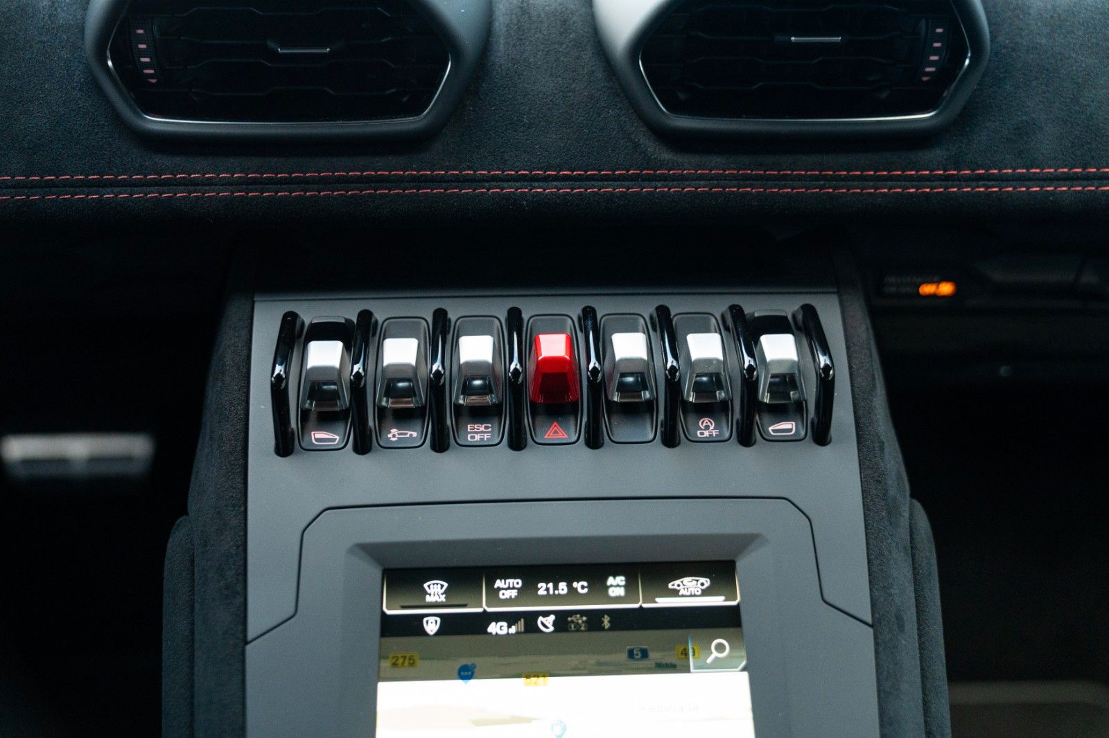 Hurac&aacute;n STO | Full Carbon Pack | Lift System Detailbild