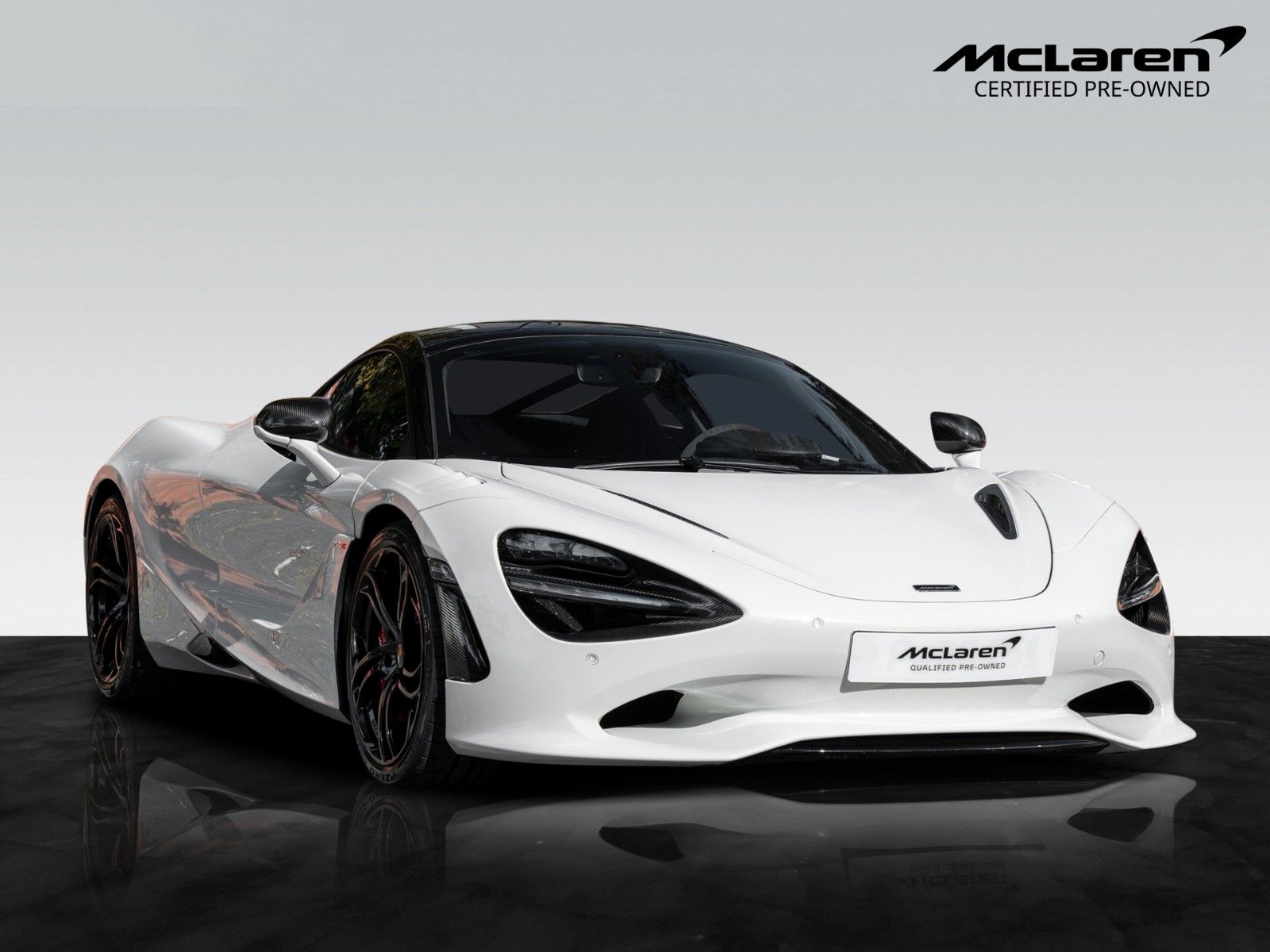 750S | Ice White | Carbon Exterior Detailbild