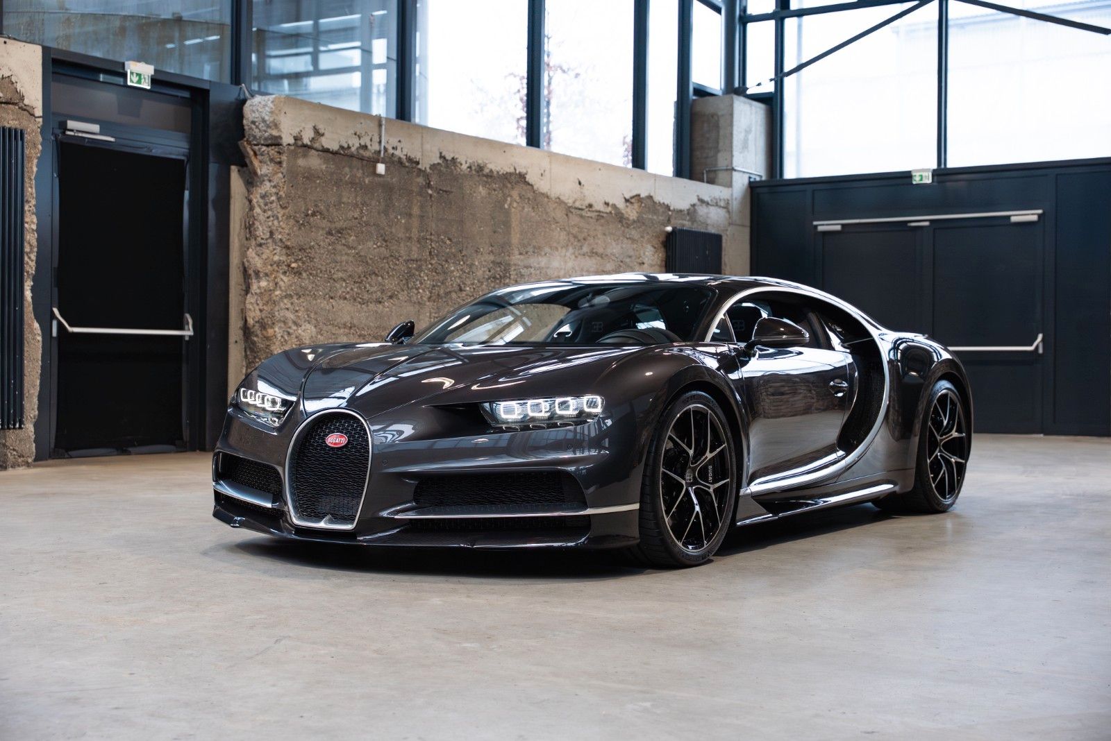 CHIRON SPORT | GREY CARBON | CPO Detailbild