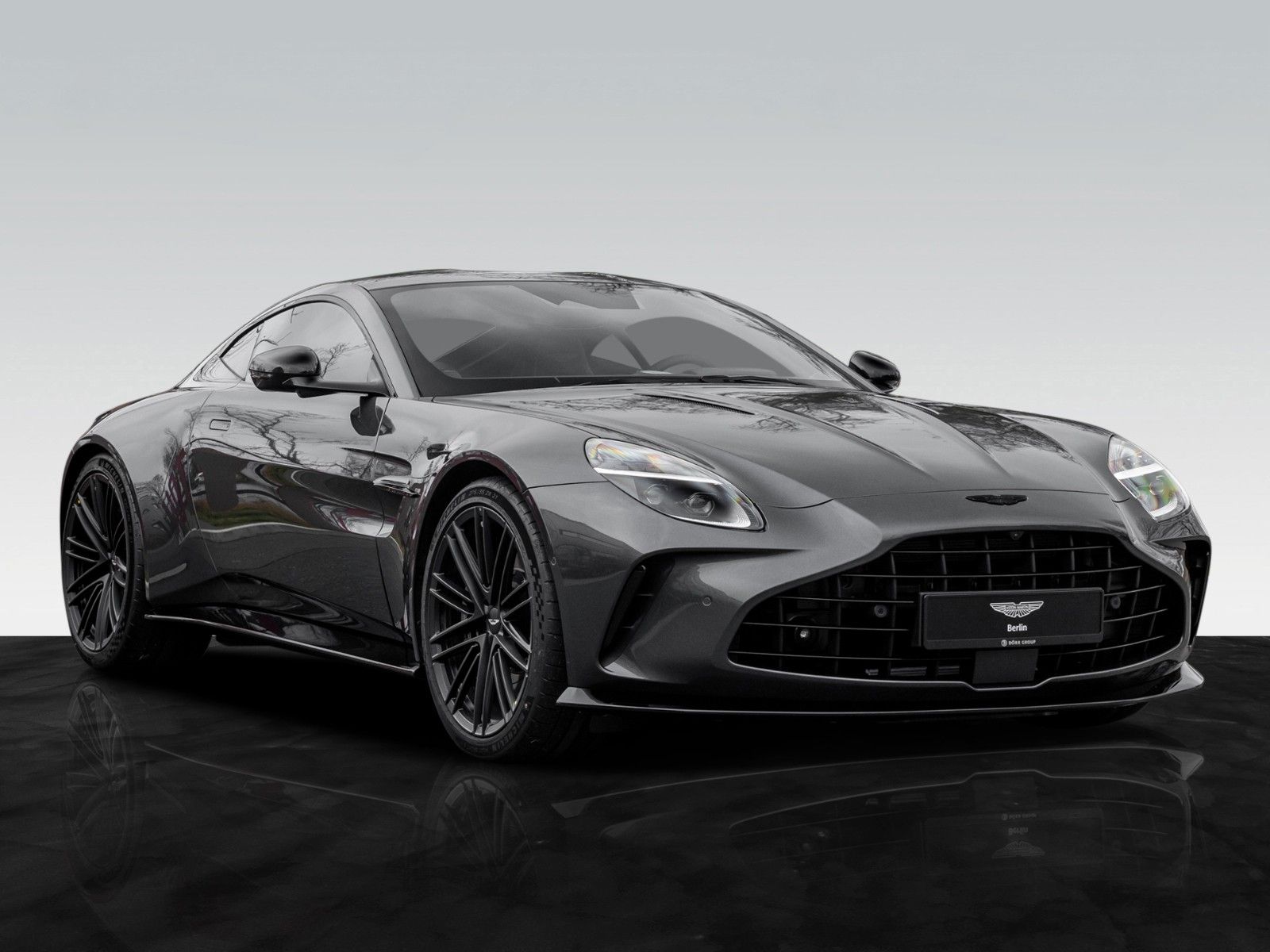 V8 Vantage | B&W Audio | Carbon Interior Detailbild