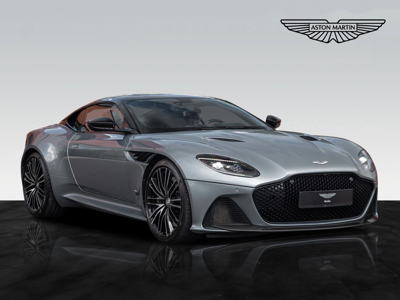DBS Superleggera | Special Paint | PPF Detailbild
