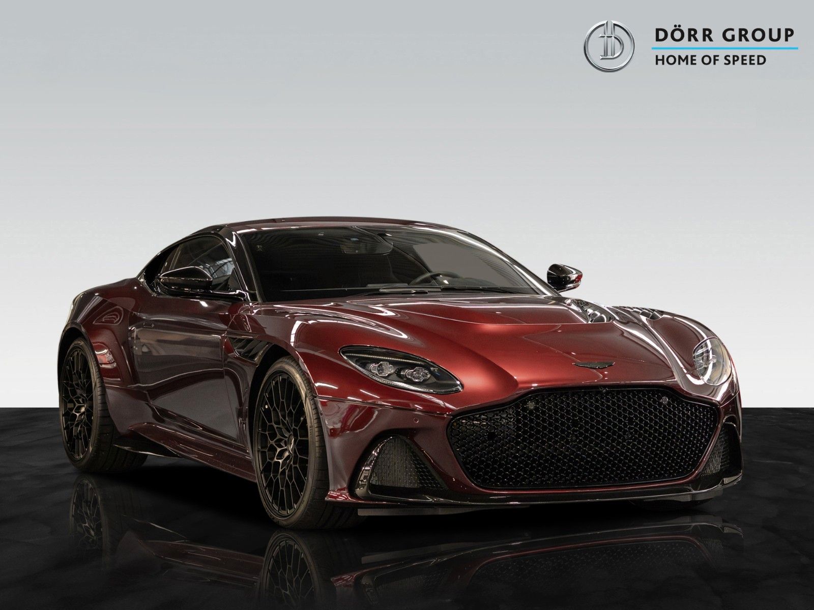 DBS770 Ultimate | Exterior Carbon | 360 Camera Detailbild