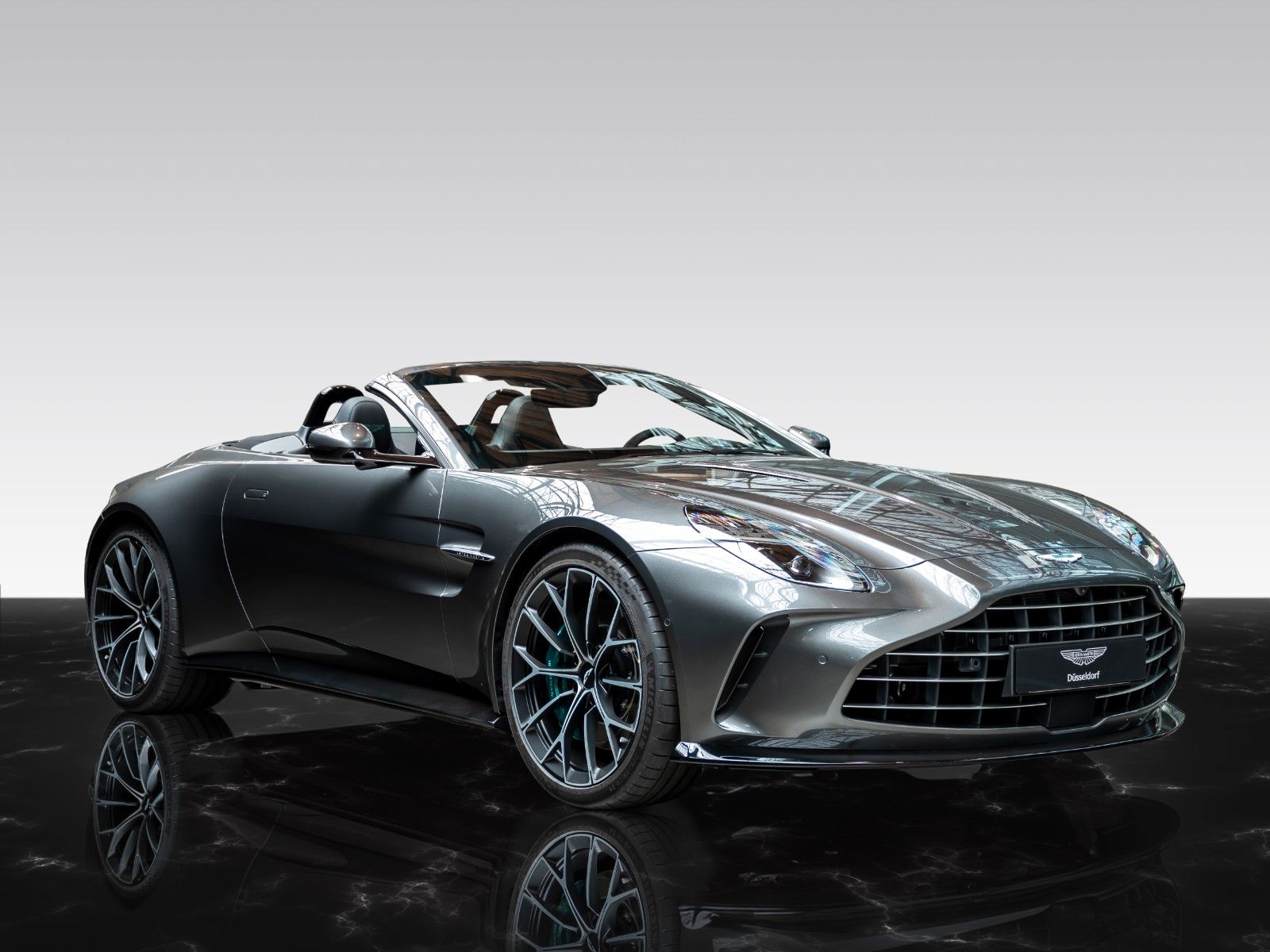 V8 Vantage Roadster | Bowers&Wilkins | Carbon Detailbild