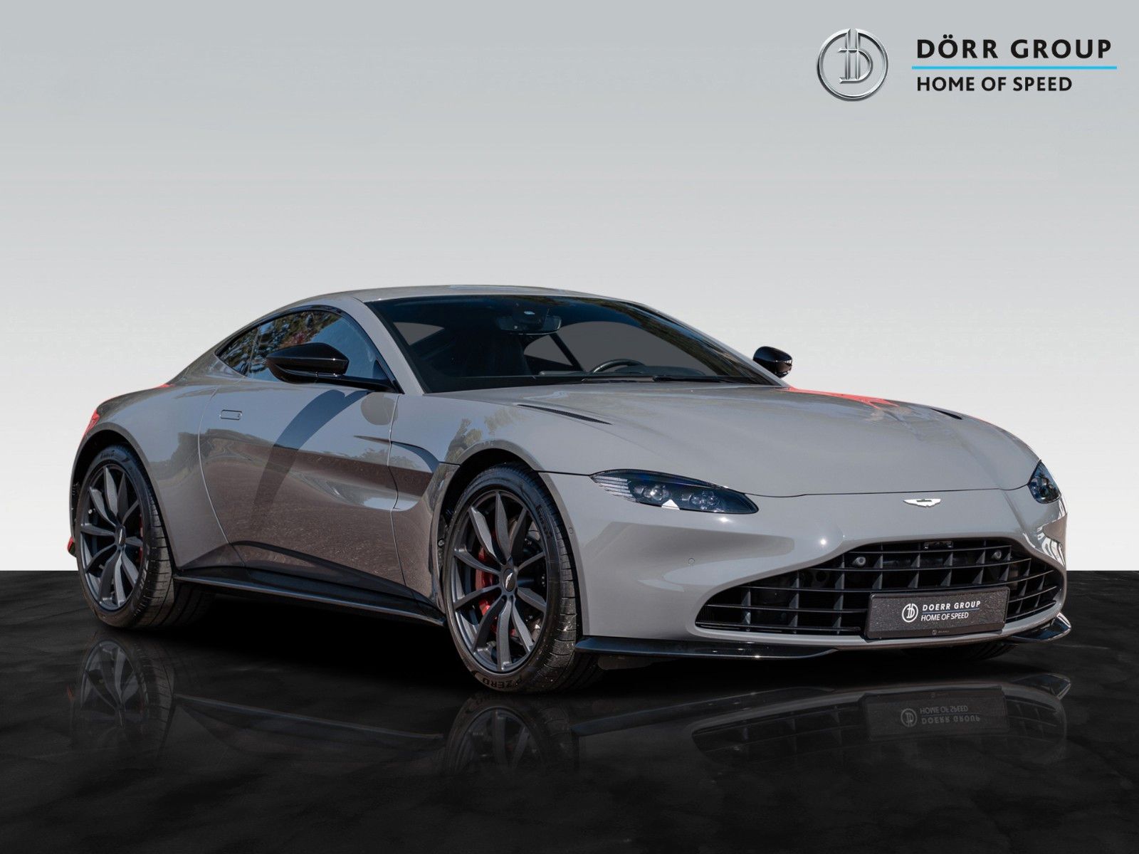 V8 Vantage Coup&eacute; | Carbon Interior | Style Pack Detailbild