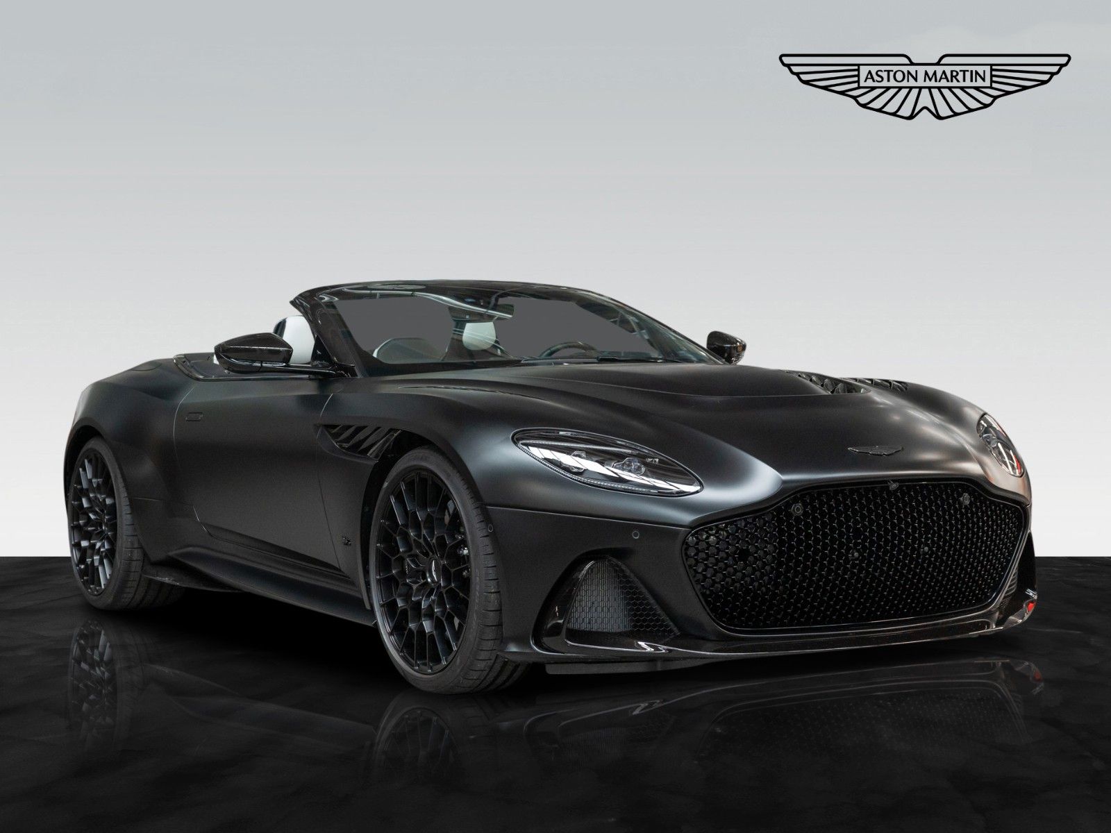 DBS 770 Ultimate Volante | Satin Paint | Carbon Detailbild