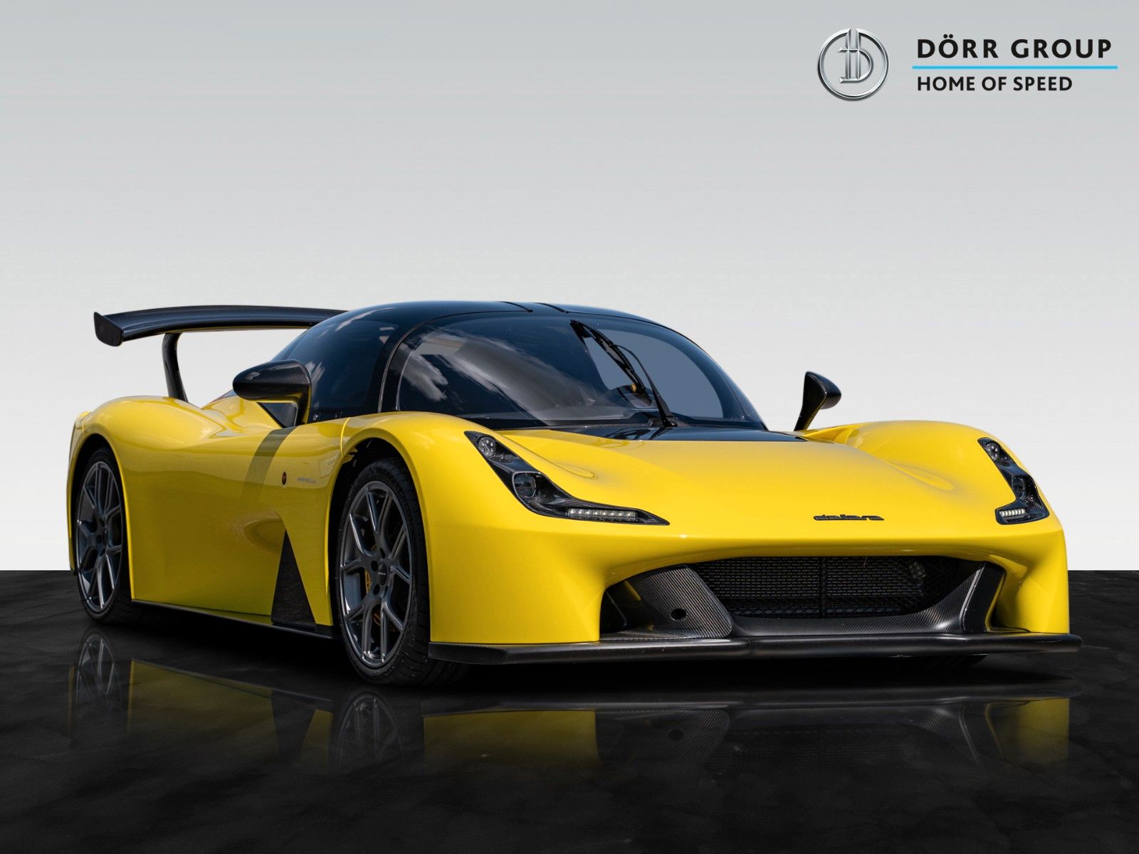 Stradale | Adjustable Suspension | Aero Carbon Detailbild
