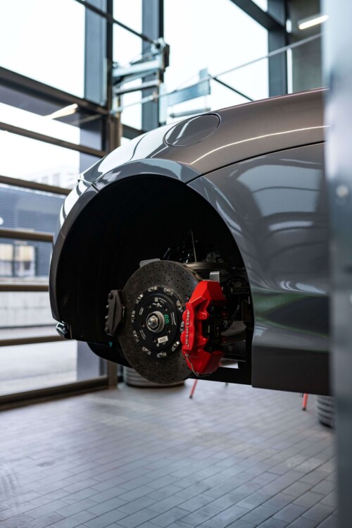 UMFASSENDE REPARATUREN